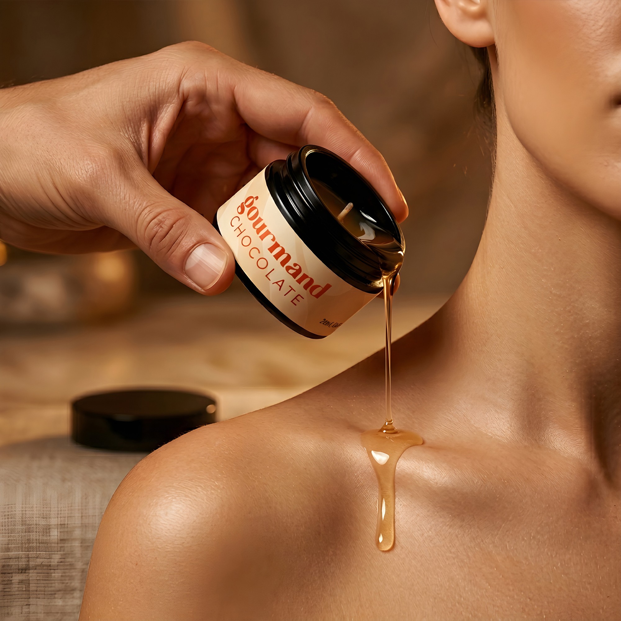 VELA DE MASSAGEM GOURMAND COM FEROMONAS E AROMA A CHOCOLATE 20ML CRUSHIOUS - Image 6
